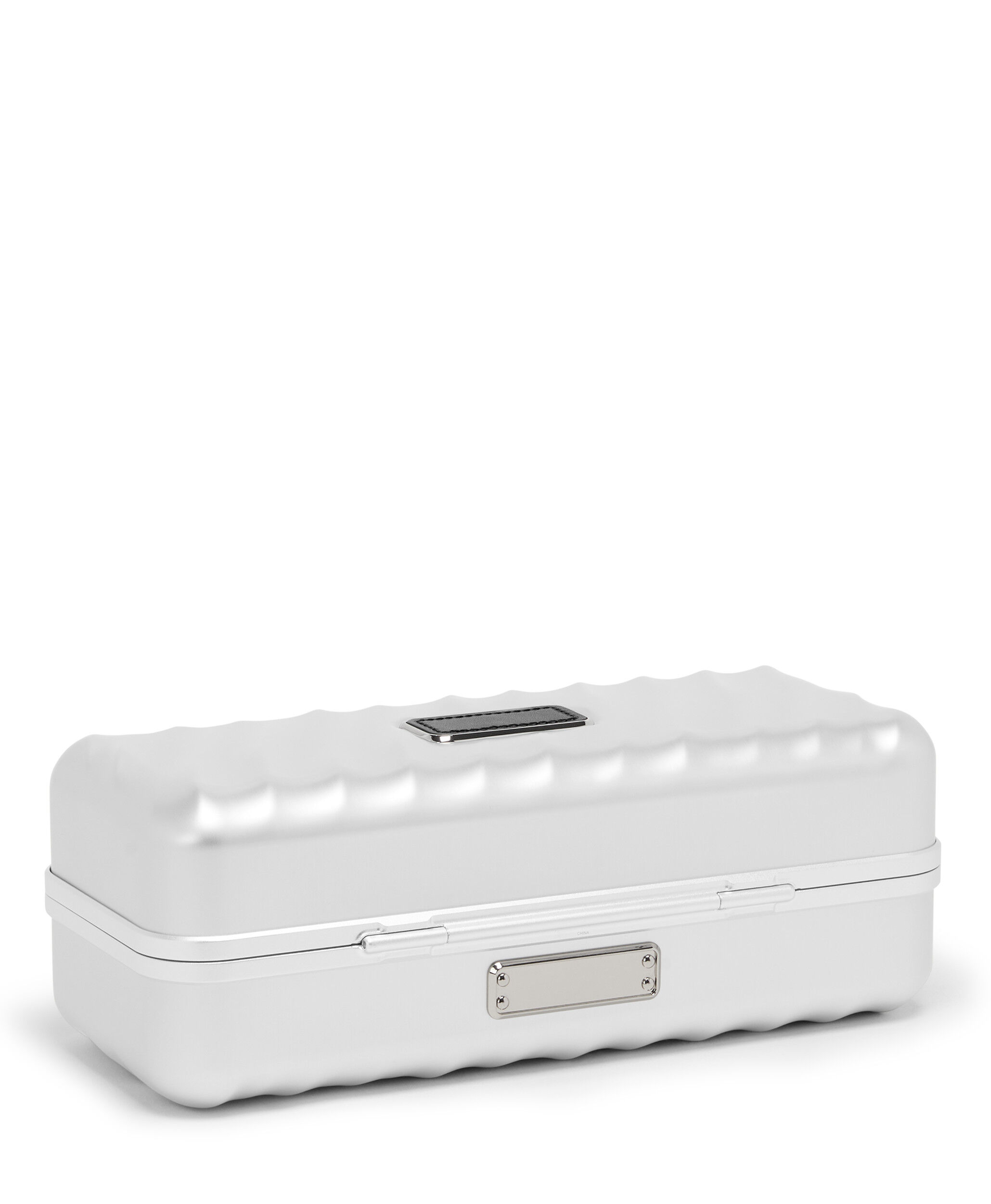 TUMI ゴルフ アクセサリーケース ホワイト/シルバー 19 Degree Aluminium Watch Travel Case Silver | TUMI