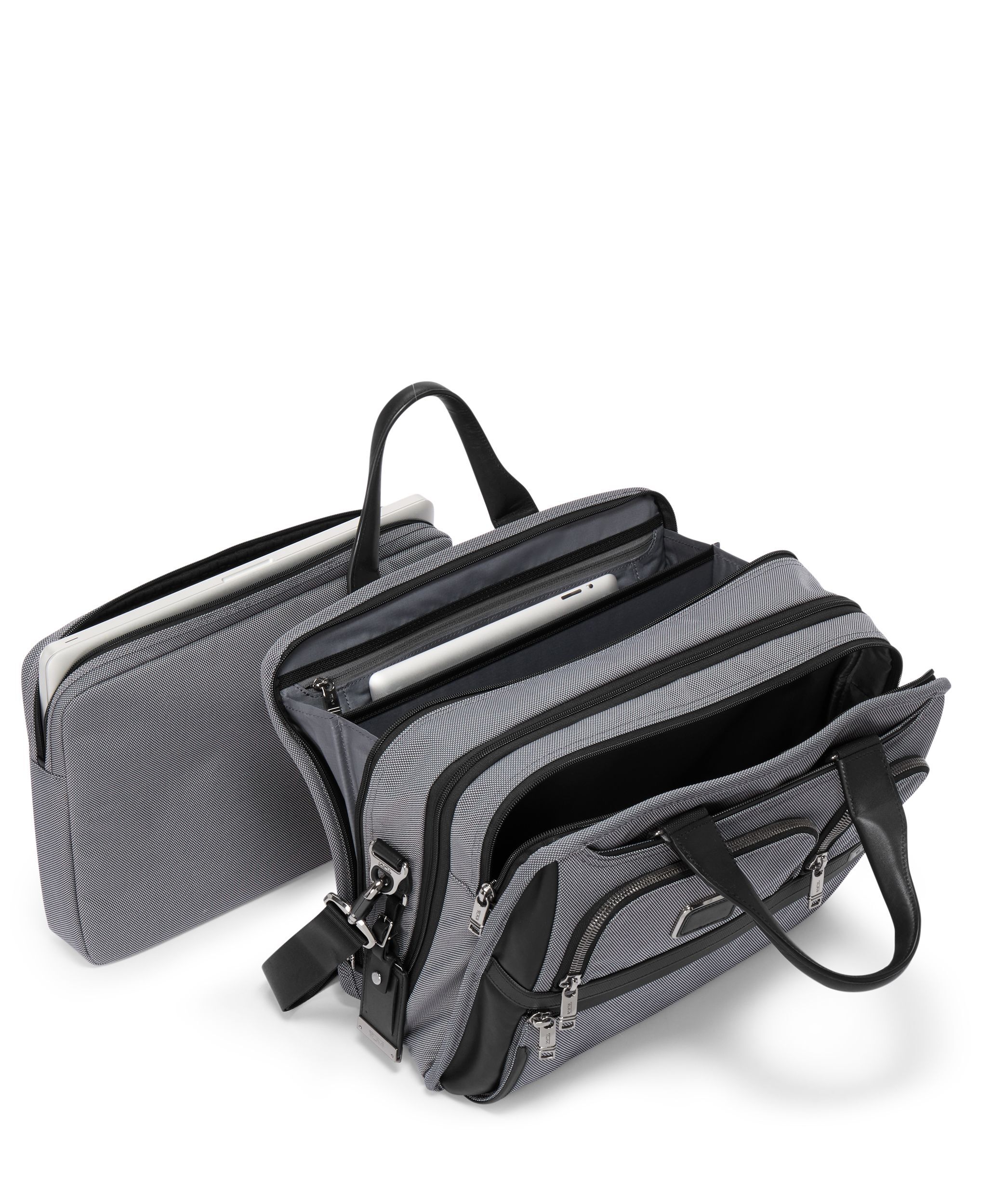 TUMI 2952D Black Leather Briefcase Messenger Shoulder Laptop