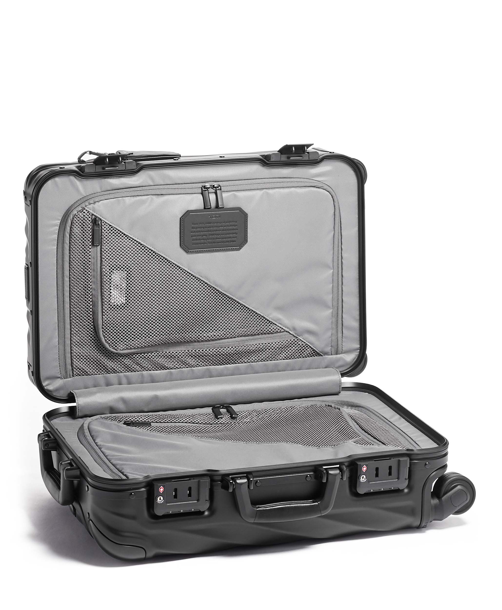 【TUMI】19DEGREE ALUMINUM インターナショナル・キャリーオン 19 Degree Aluminium International Carry-On 56 cm Black | TUMI Denmark