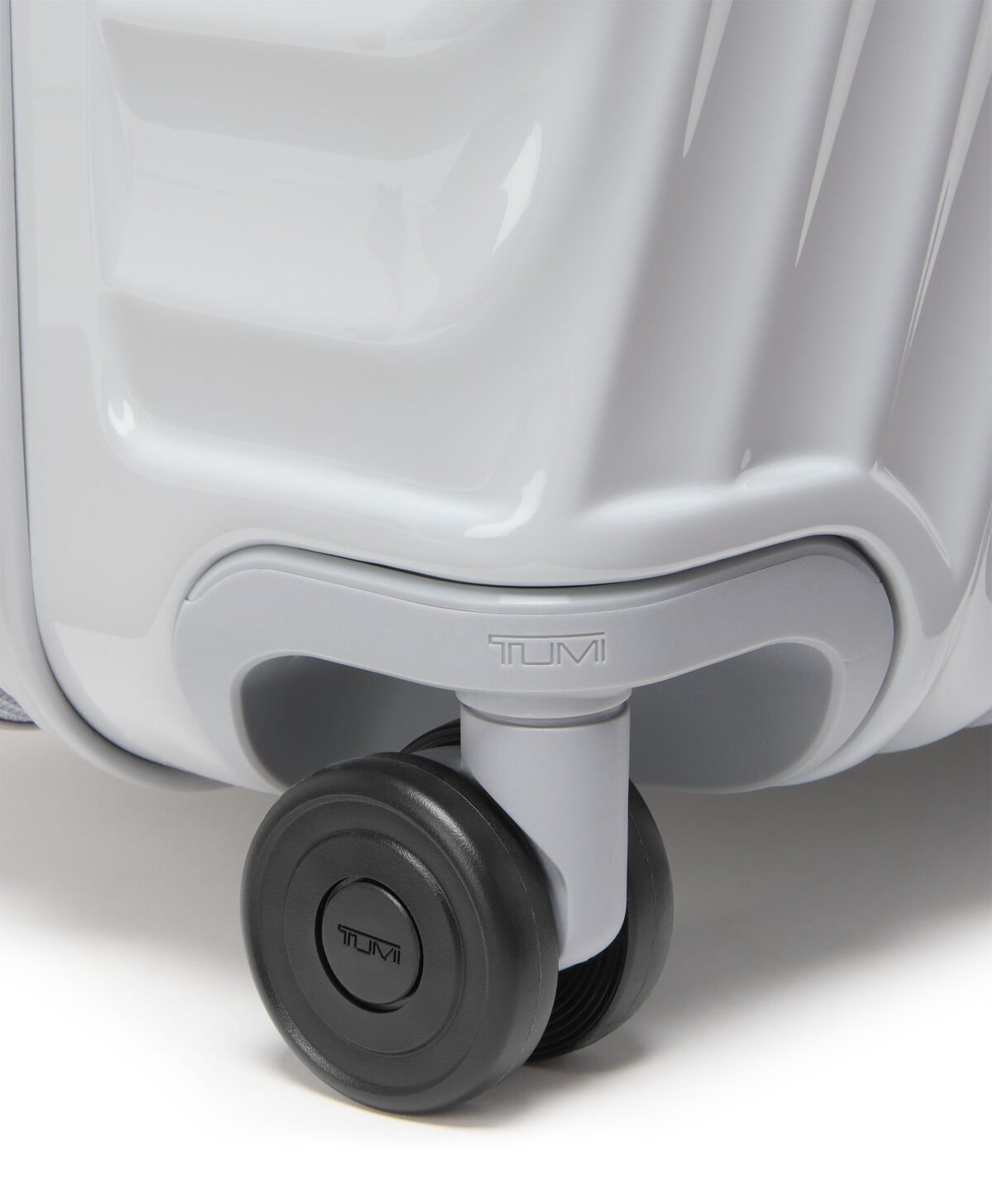 19 DEGREE FRONT ACCESS Large Front Access Expandable Cabin