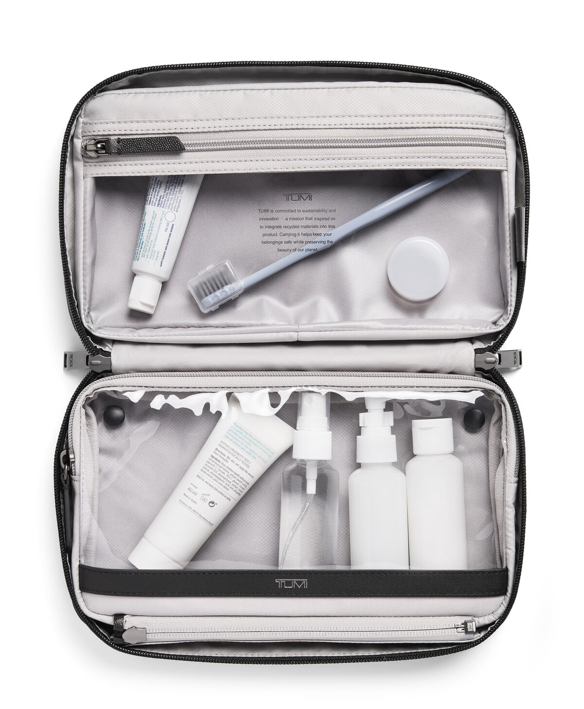 VOYAGEUR Adelise Cosmetic