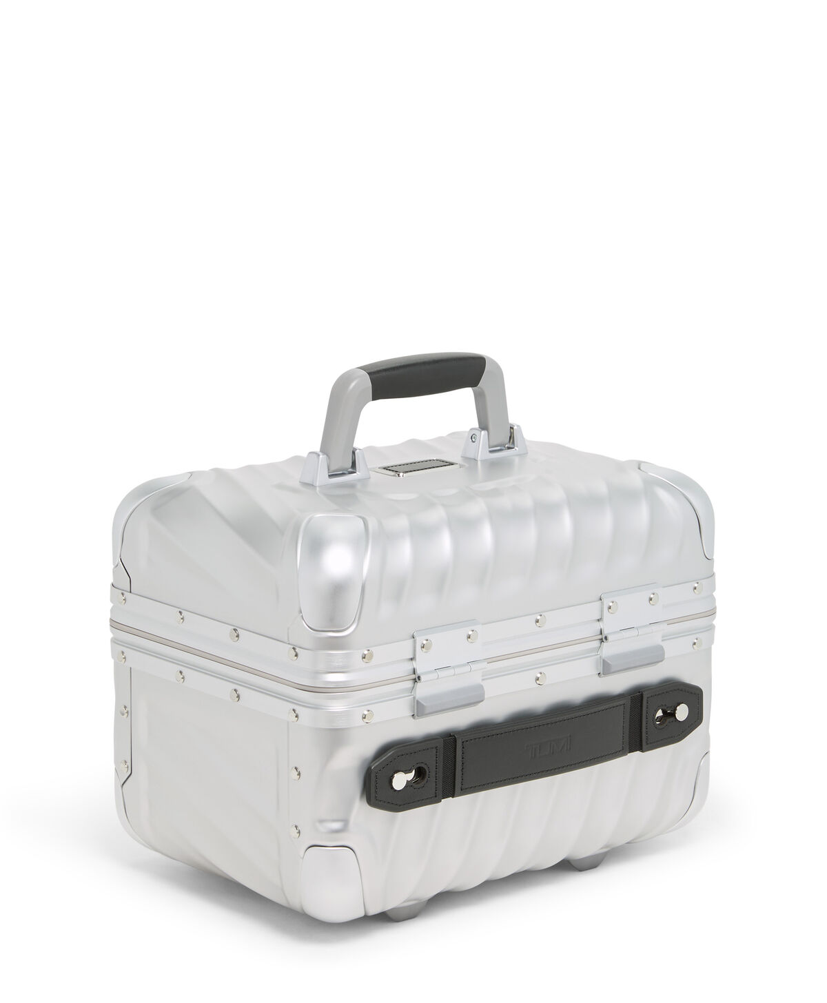 19 Degree Aluminium Train Case
