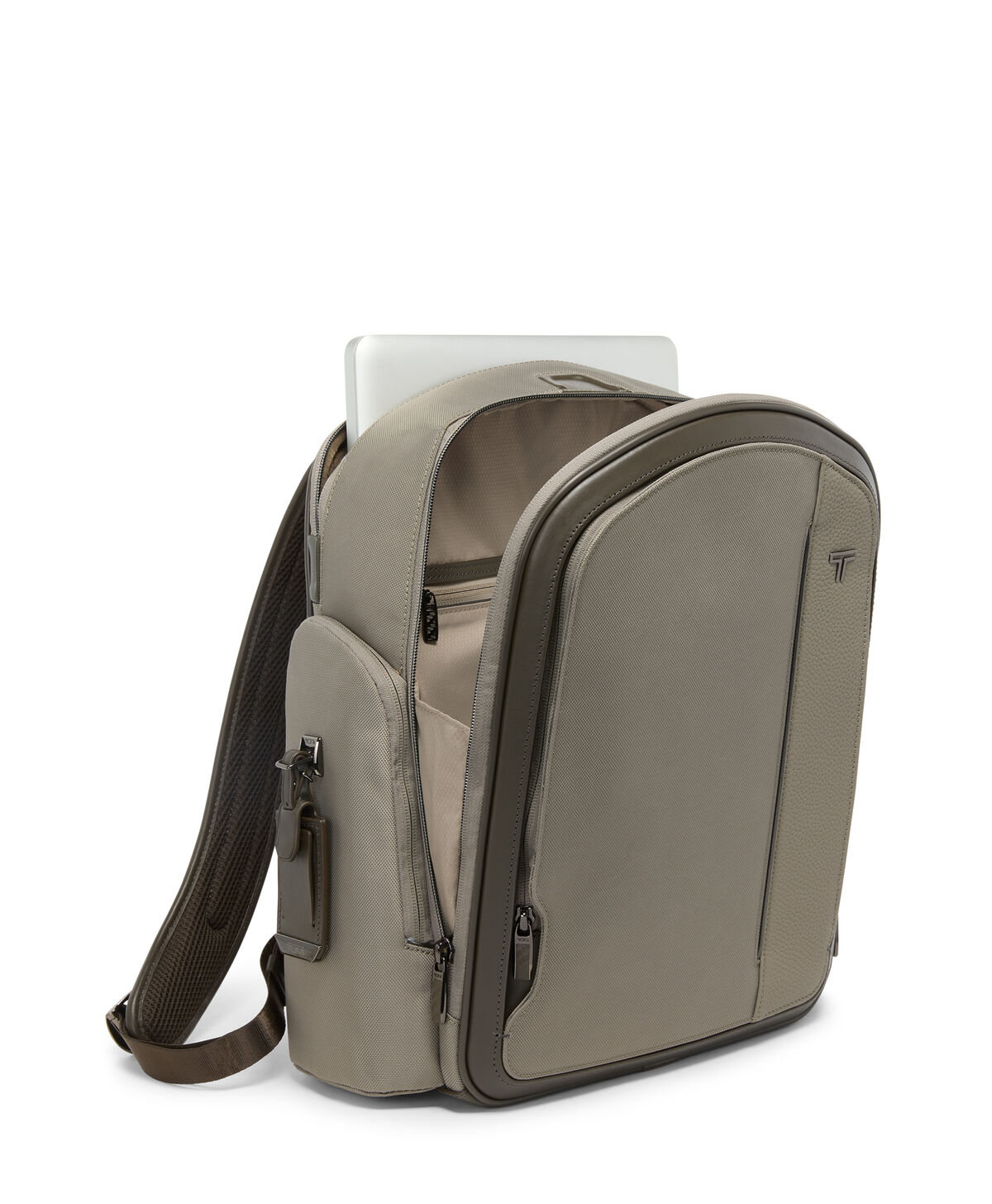 ARRIV&Eacute; Larson Medium Backpack