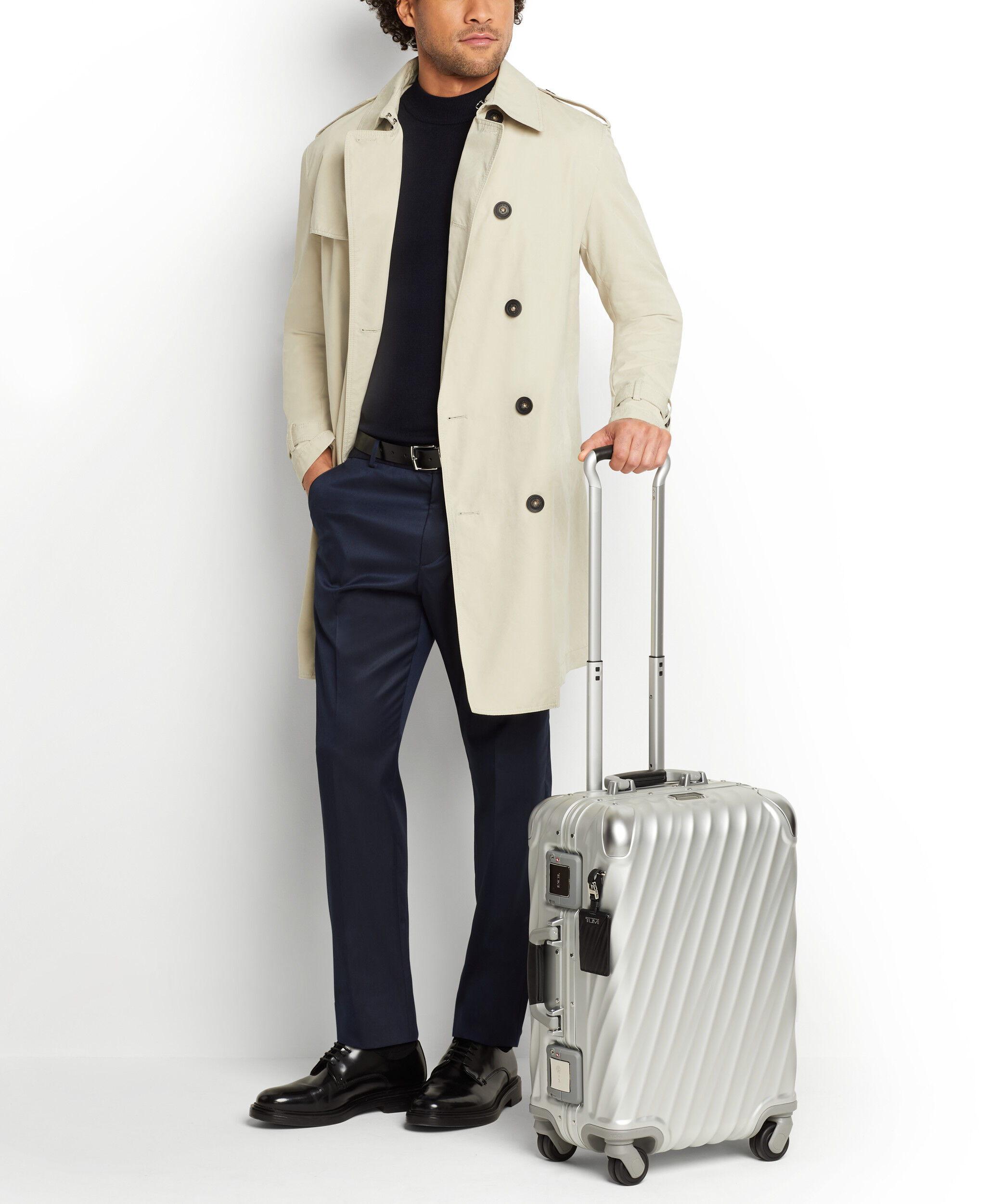 19 Degree Aluminium International Carry-On 56 cm Silver | TUMI Denmark