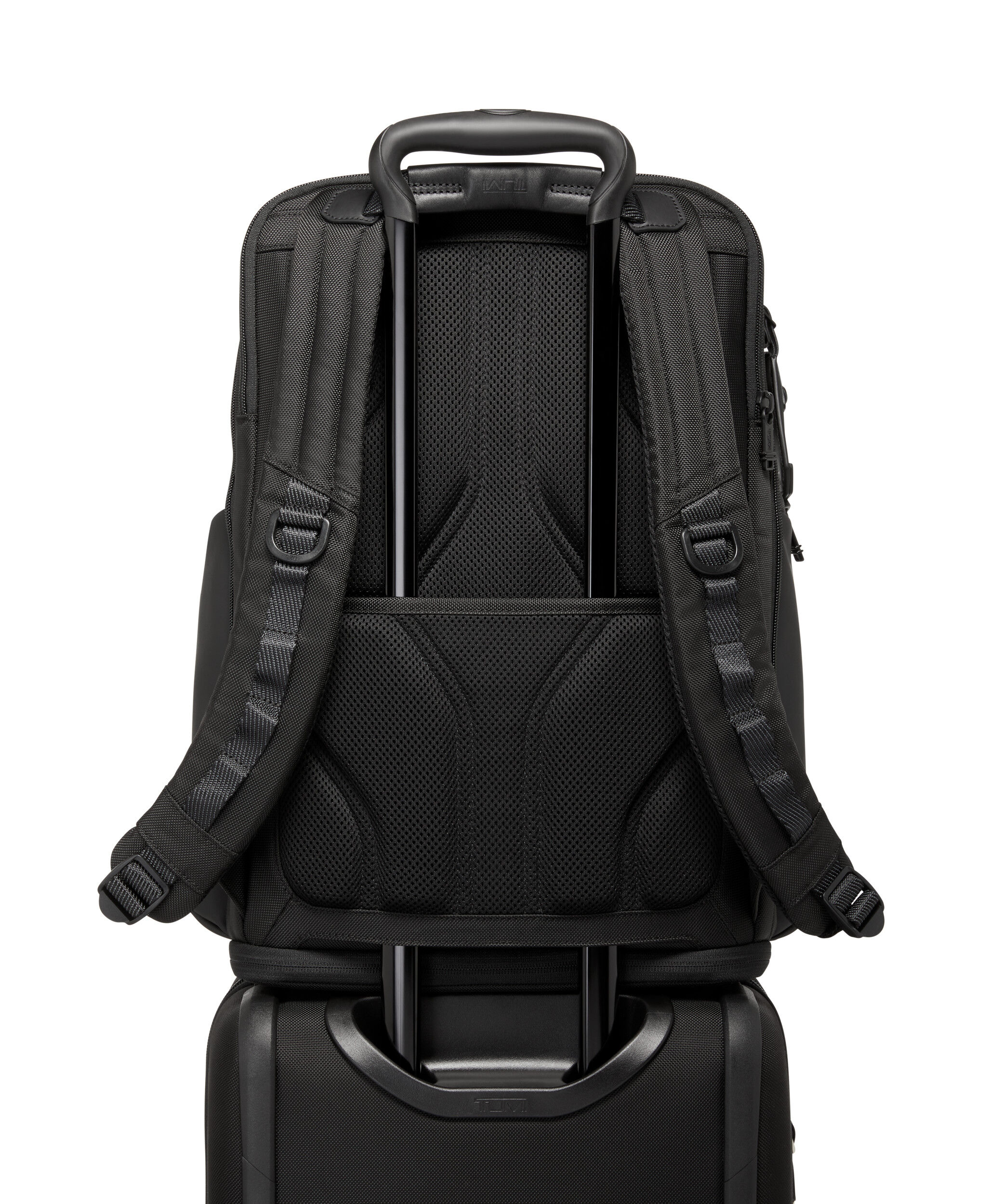 Alpha Bravo Nomadic Backpack Black | TUMI Denmark