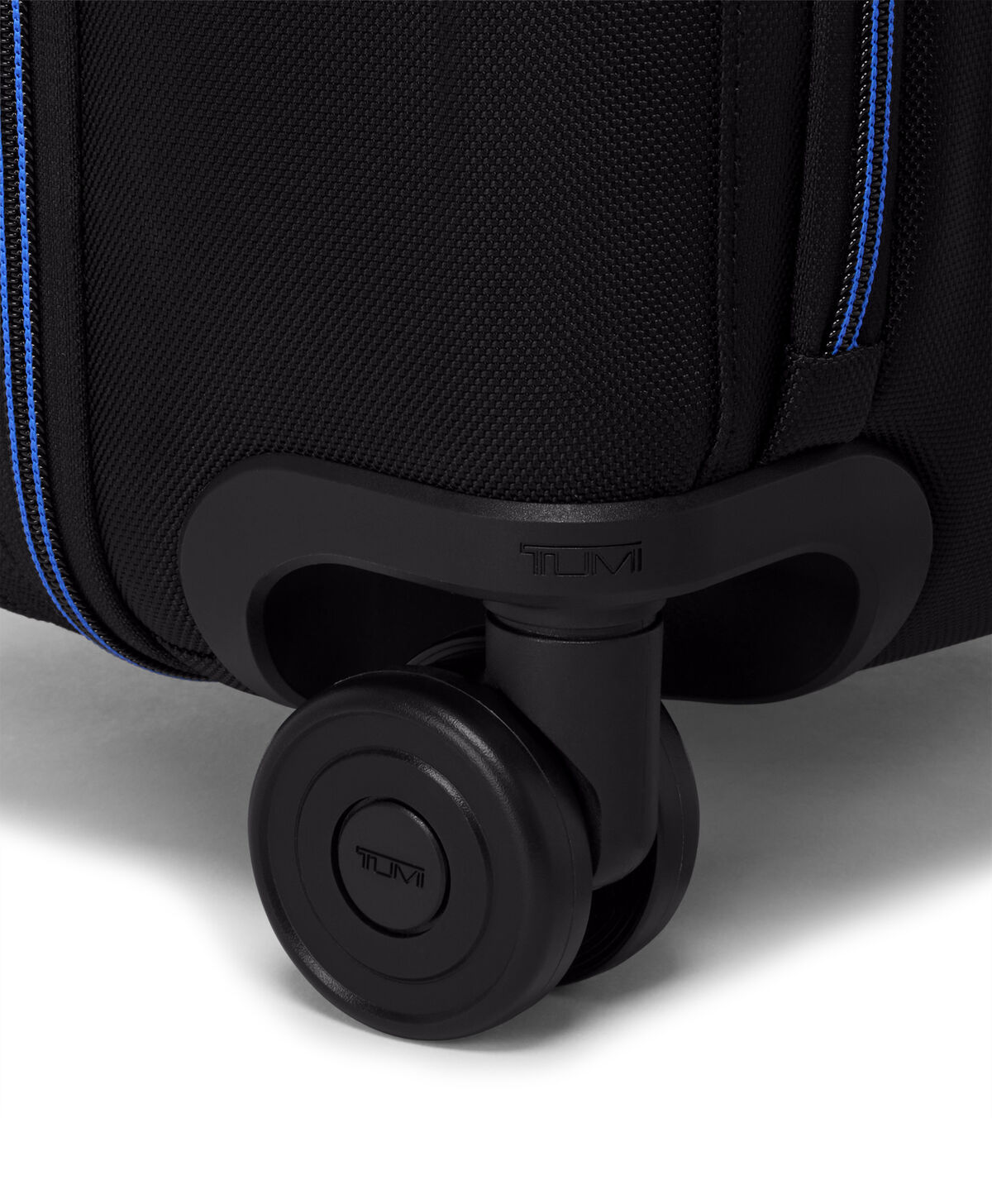 Alpha Dual Access Expandable Cabin