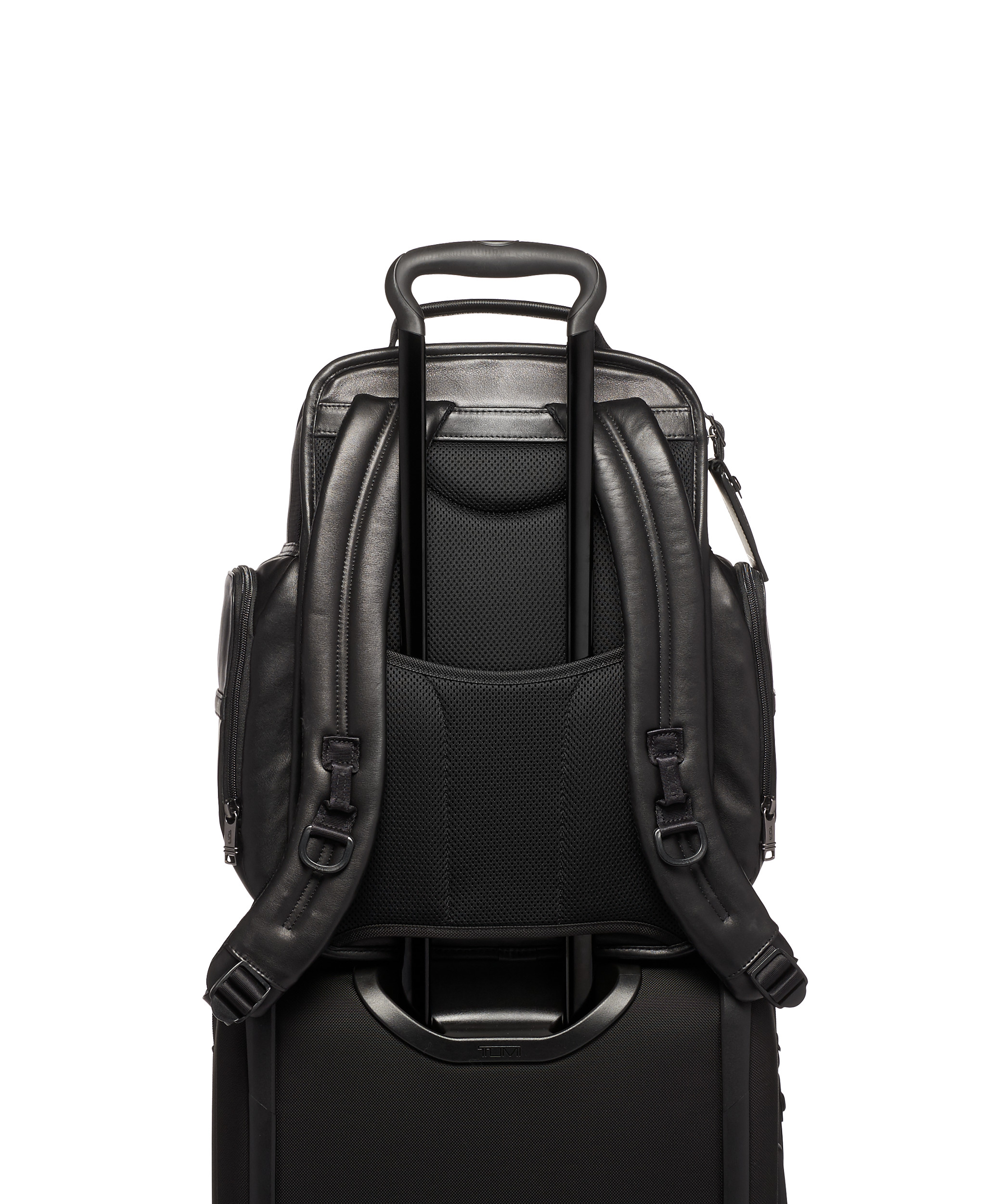 Alpha 3 Brief Pack Black | TUMI Denmark